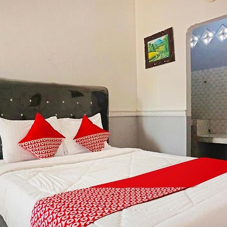 Oyo 90369 An Nur Family Homestay Syariah Cigombong Exterior foto